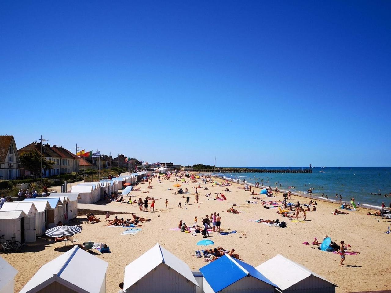 Studio Proche Plage - Parking Gratuit Et Prive - Terrasse Et Petit Jardin Cloture Курсёль-сюр-Мер Экстерьер фото