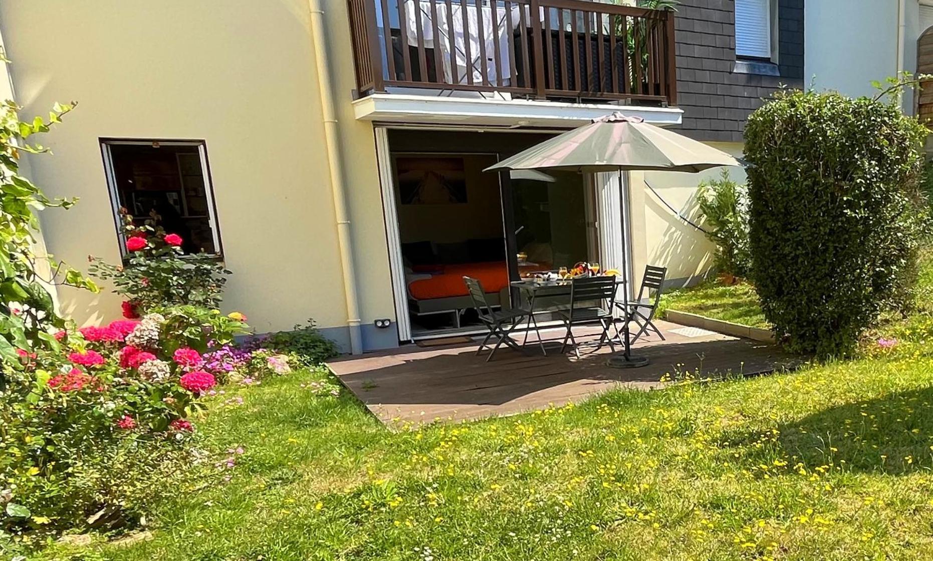 Studio Proche Plage - Parking Gratuit Et Prive - Terrasse Et Petit Jardin Cloture Курсёль-сюр-Мер Экстерьер фото